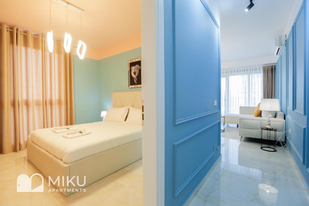 Miku Apartment - Glamorous 1Bedroom Apartment At Olympic Residence Tirana Bagian luar foto