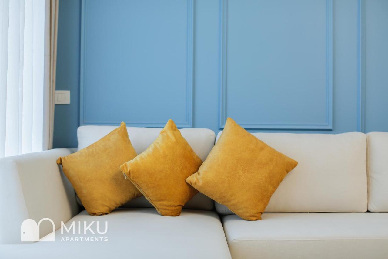 Miku Apartment - Glamorous 1Bedroom Apartment At Olympic Residence Tirana Bagian luar foto